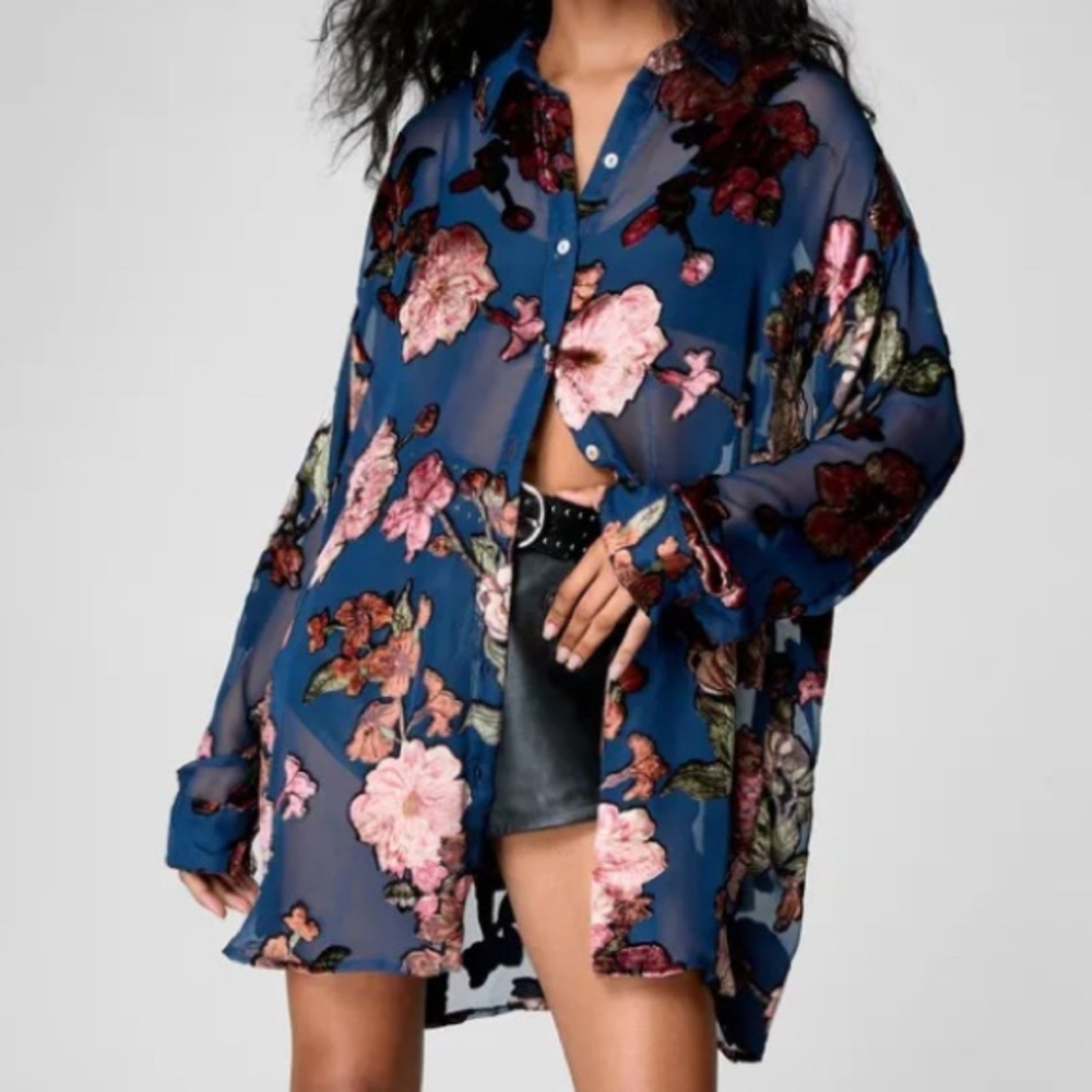 NWT Nasty Gal Floral Sheer Blouse with Velvet Floral Detail US size 6 Womens